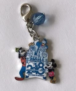 Disney Dangle Charm - Charmed In The Park - 2018 Dated